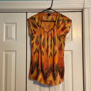 Ann Taylor size 8 lightweight top with glass beading.